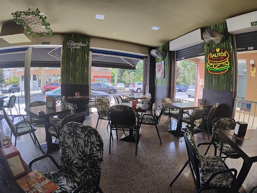 Bar Bamboo Green