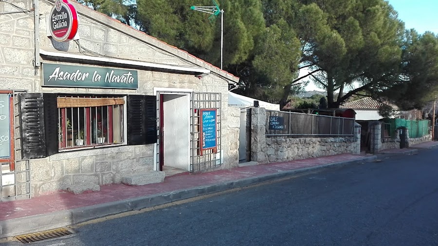 El Trece Restaurante & Cafe