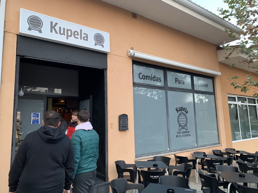 Kupela