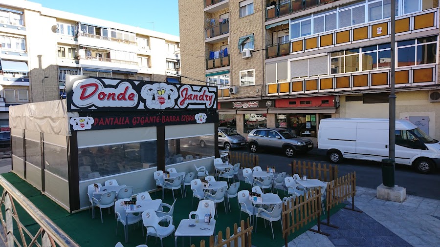MICHELADOS BAR