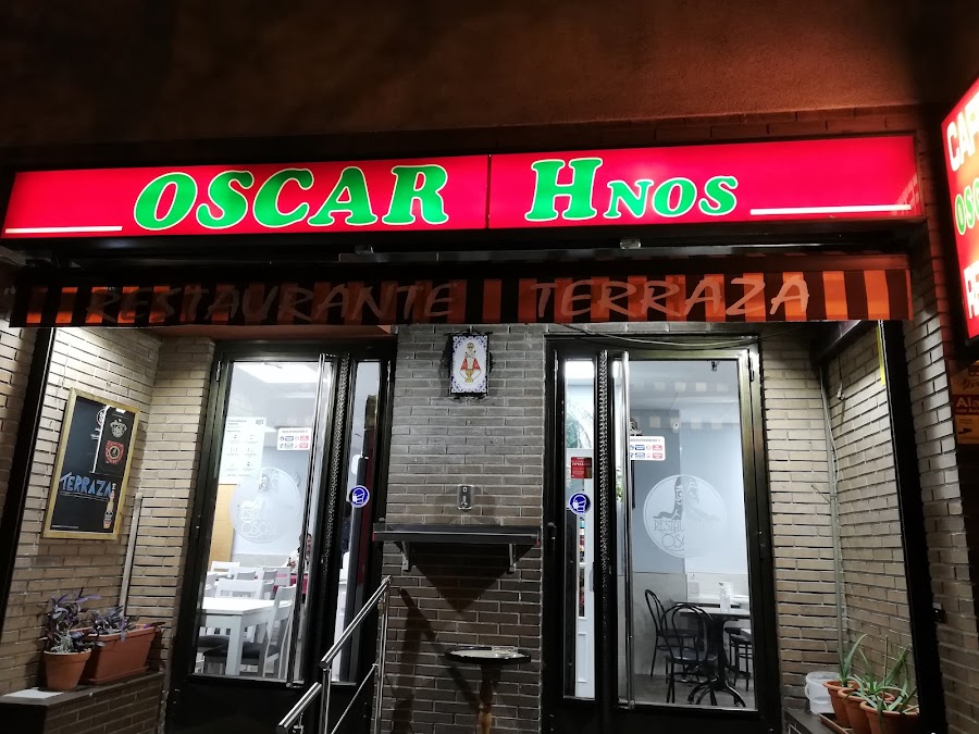 Óscar Hermanos