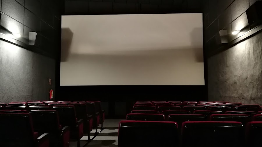 Cines Villa