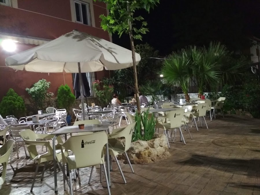 Hostal Restaurante Libra II