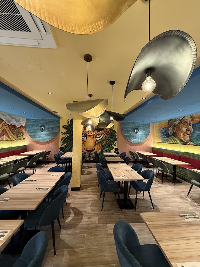La Cúspide Parla _ Restaurante Peruano