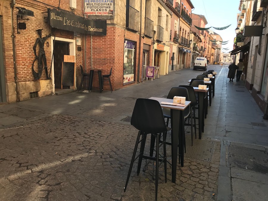 Las Cuadras De Rocinante