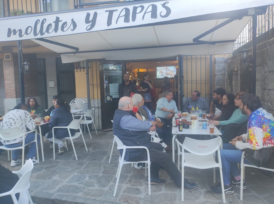 Molletes y tapas